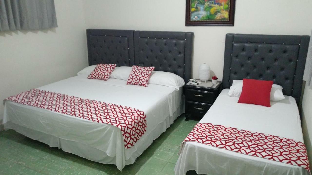 Arboleda Hostal Санто-Доминго Экстерьер фото